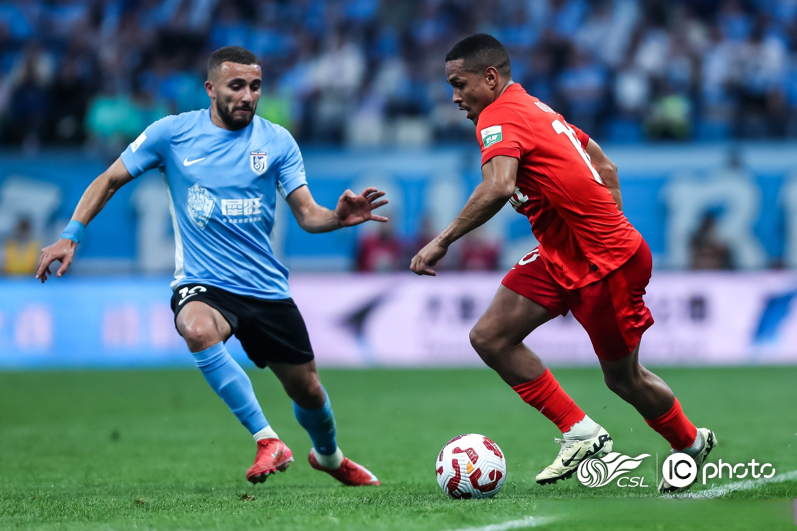 意甲清晨再迎强敌；上海海港状态回暖；主帅态度——目标明确；身体对抗强度拉满(上海海港获胜山东泰山绝平)