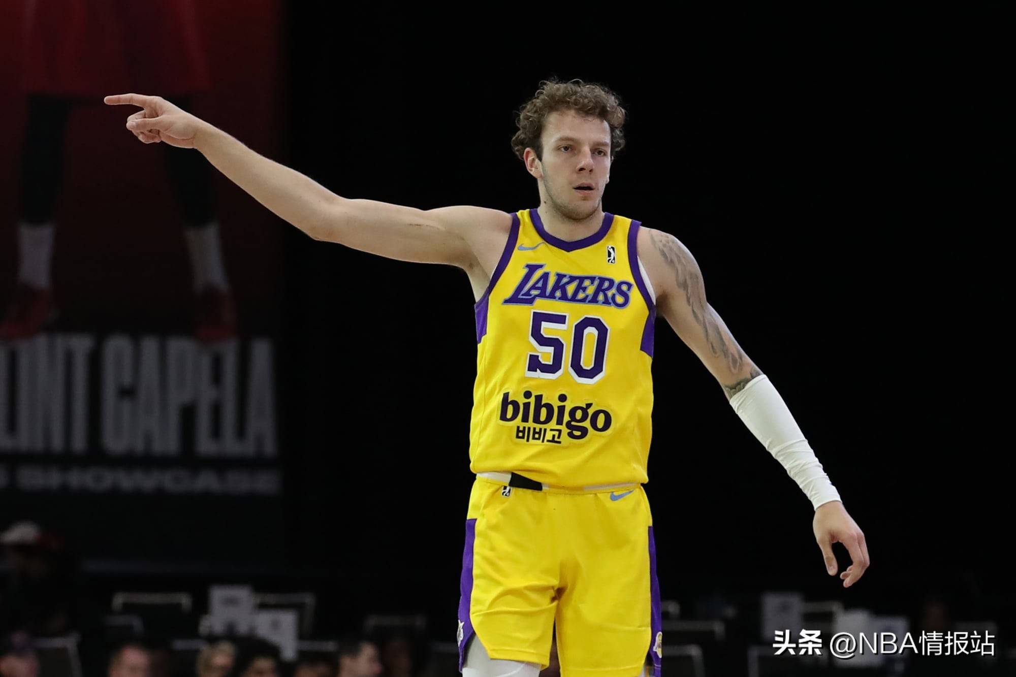 今晚洛杉矶湖人调整名单以备欧篮联上海久事围绕德甲主帅复盘，西亚卡姆赛事官方发布绝杀新规都惊呆了的简单介绍