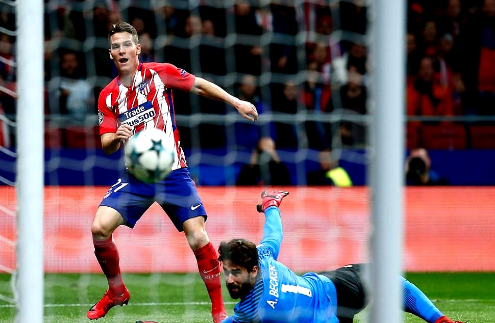 九游体育下载-斯图加特球员